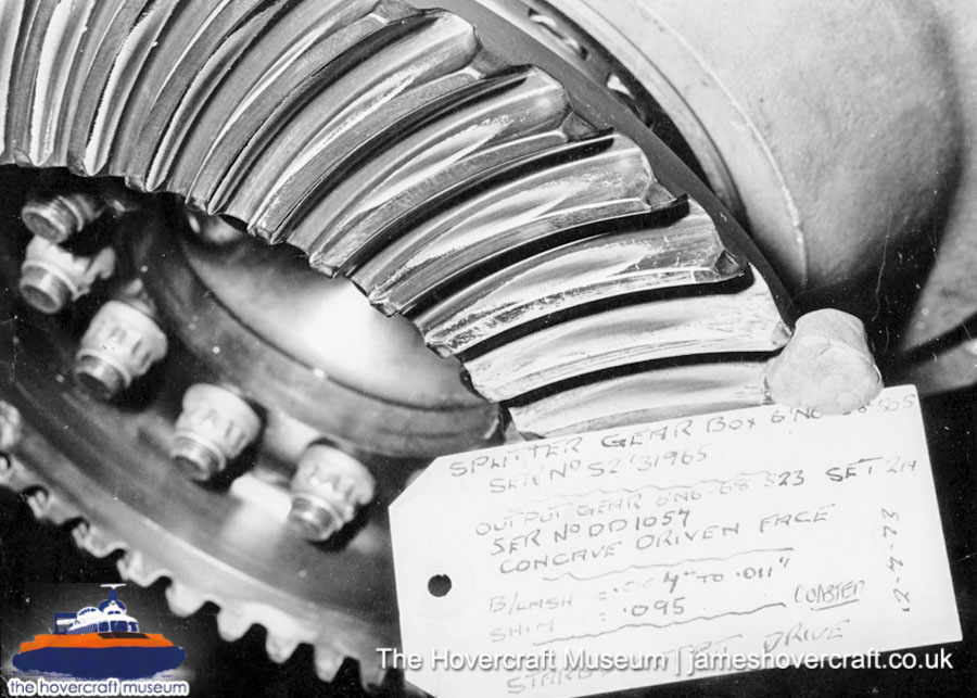 SRN6 close-up details - Driveshaft and gear (The Hovercraft Museum Trust).